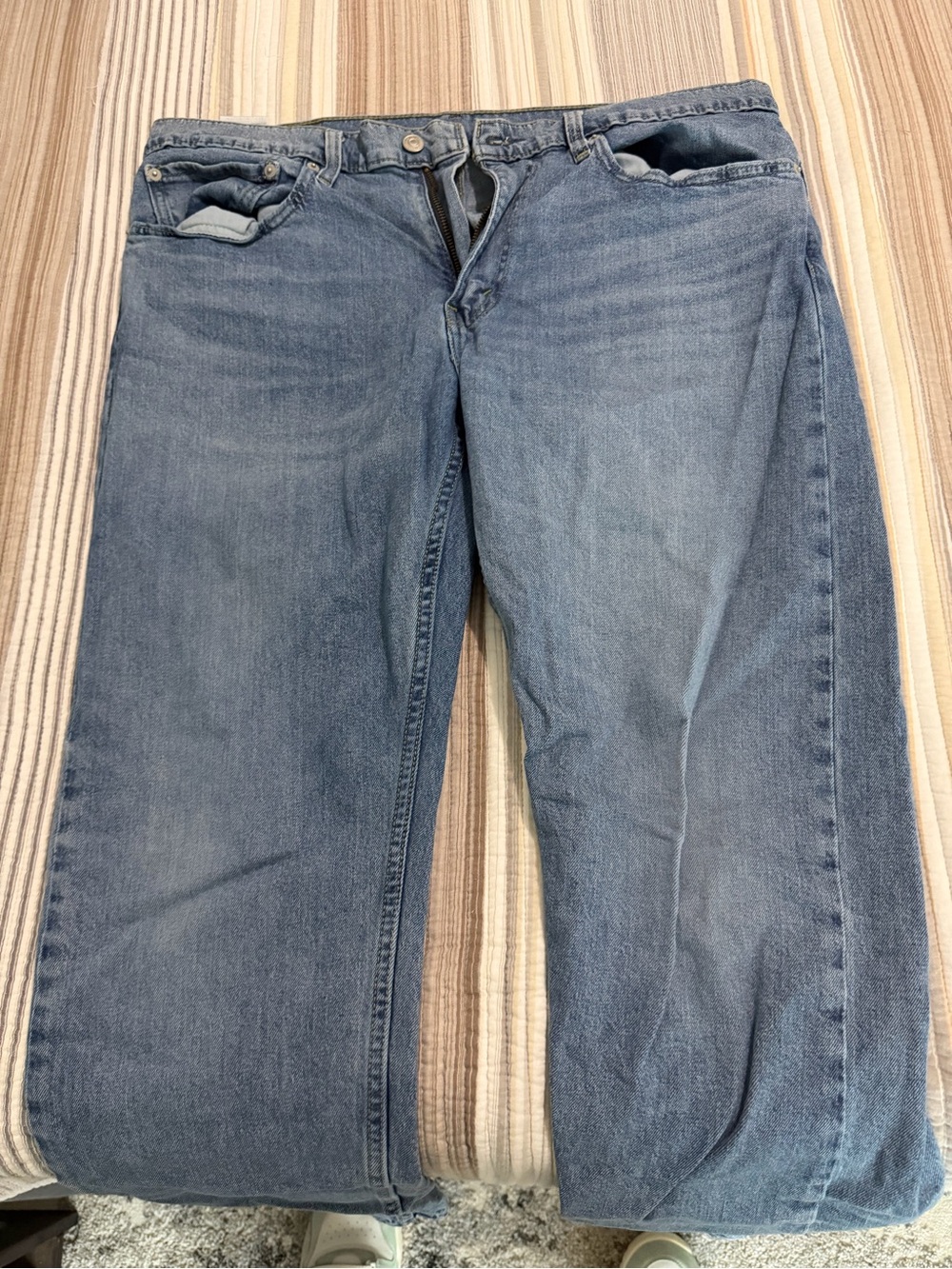 Levi's Men's Slim Straight Jeans - Light Blue Denim